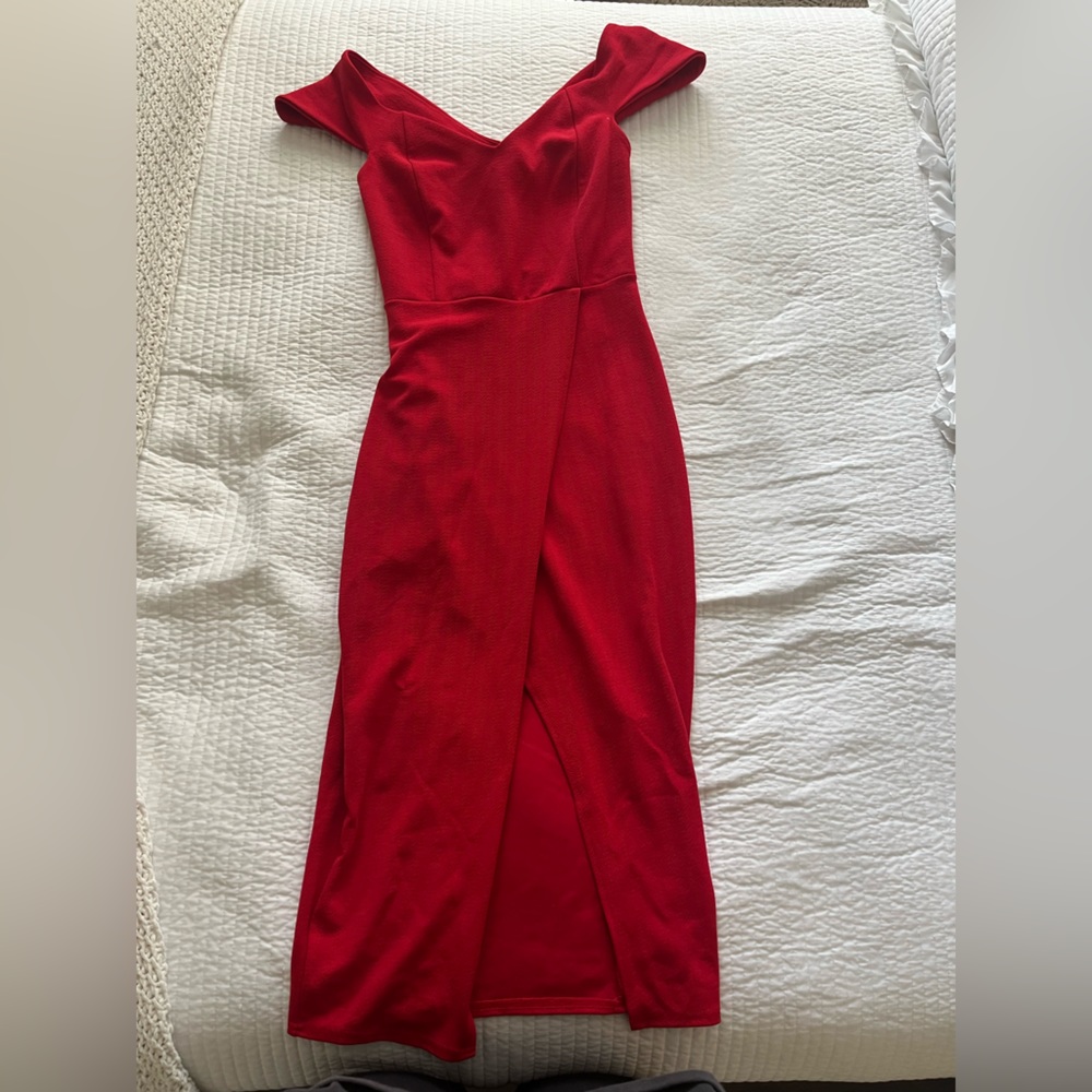 V cut red dress with leg slit. Size 10